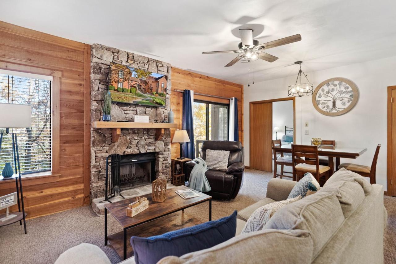 Apartamento Beautiful Seven Springs- 2 Bed, 2 Bath *